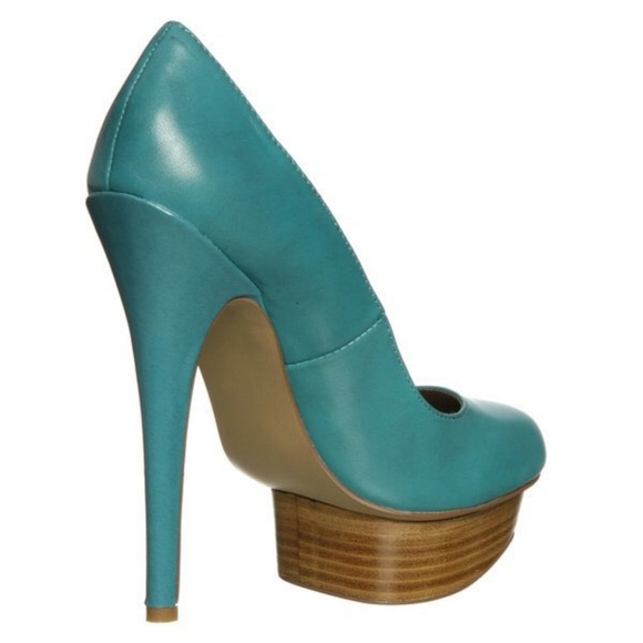 Fergie Olivia Wood Platform Heels - Picture 2 of 6